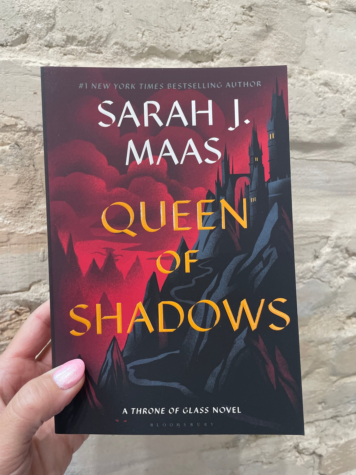 Queen of Shadows by Sarah J. Maas (paperback) (Book 4)