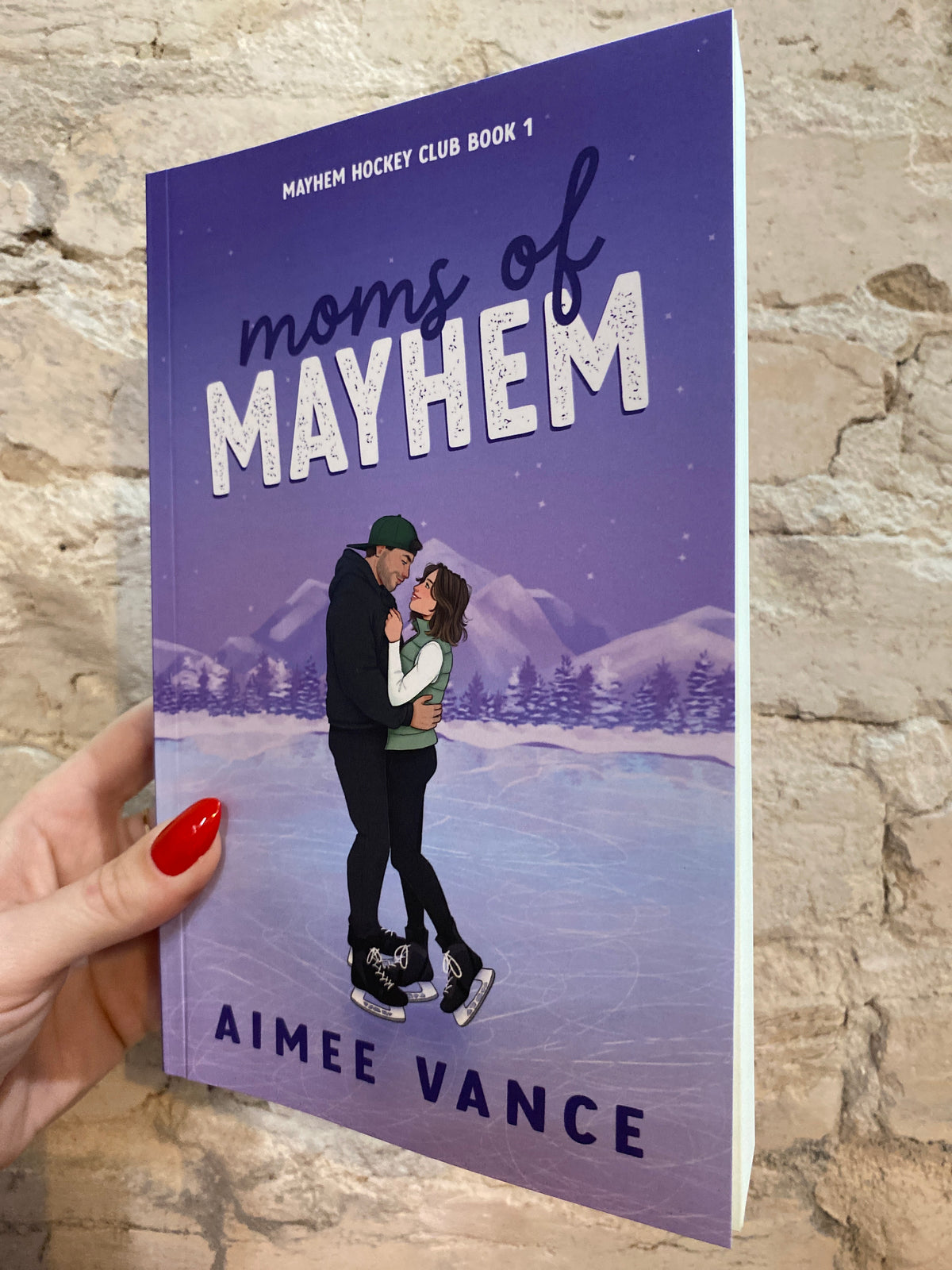 Moms of Mayhem by Aimee Vance (Mayhem Hockey Club: Book 1)