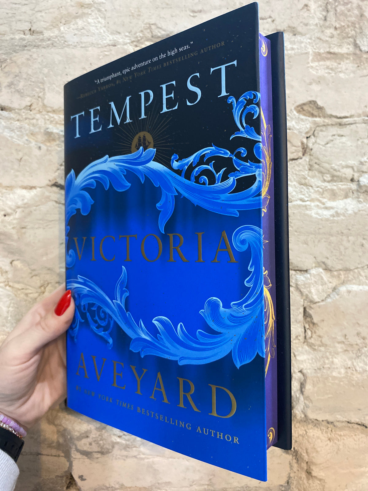 Tempest by Victoria Aveyard (Lyrian Sea: Book 1)