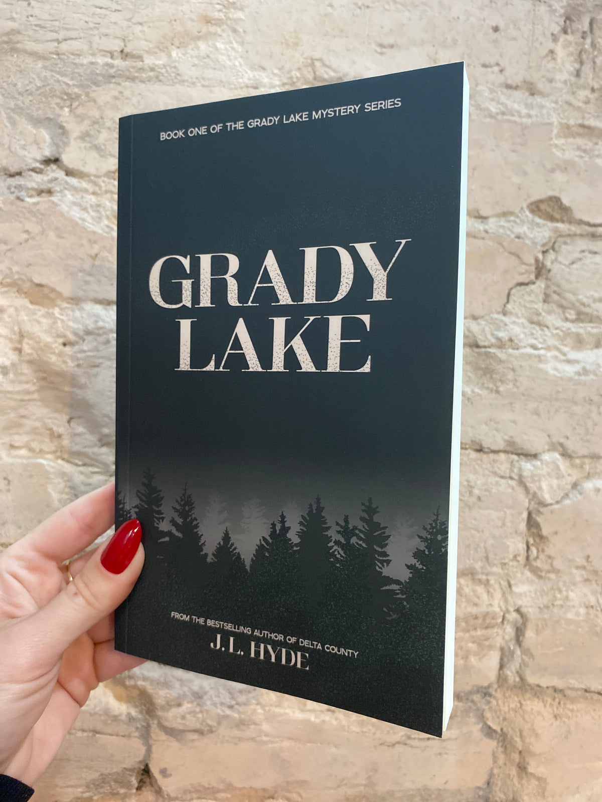 Grady Lake by J.L. Hyde