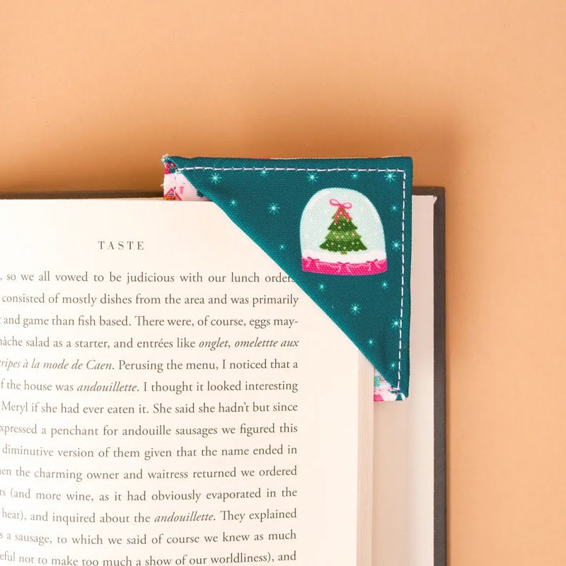 Corner Keeper Fabric Bookmark– Sugarplum Lane