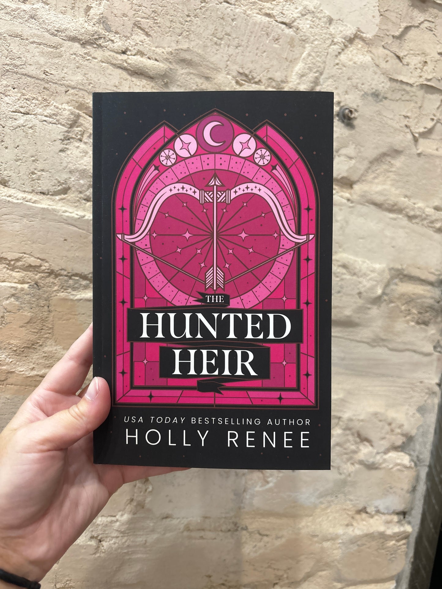The Hunted Heir by Holly Renee