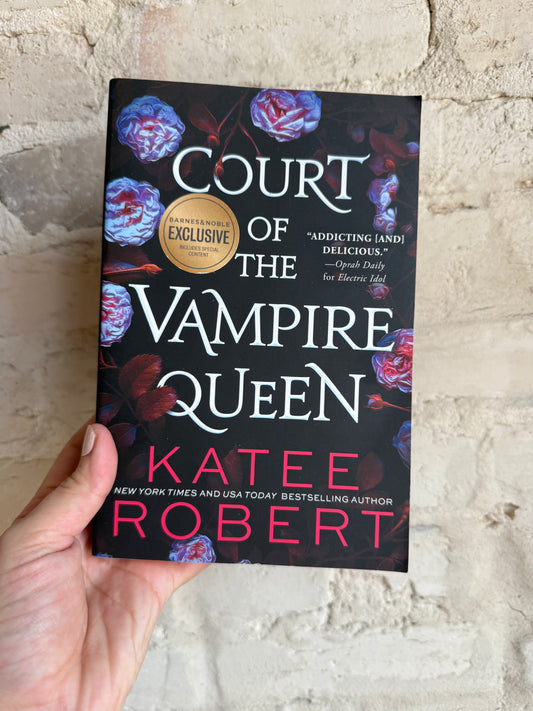 Court of the Vampire Queen by Katee Robert